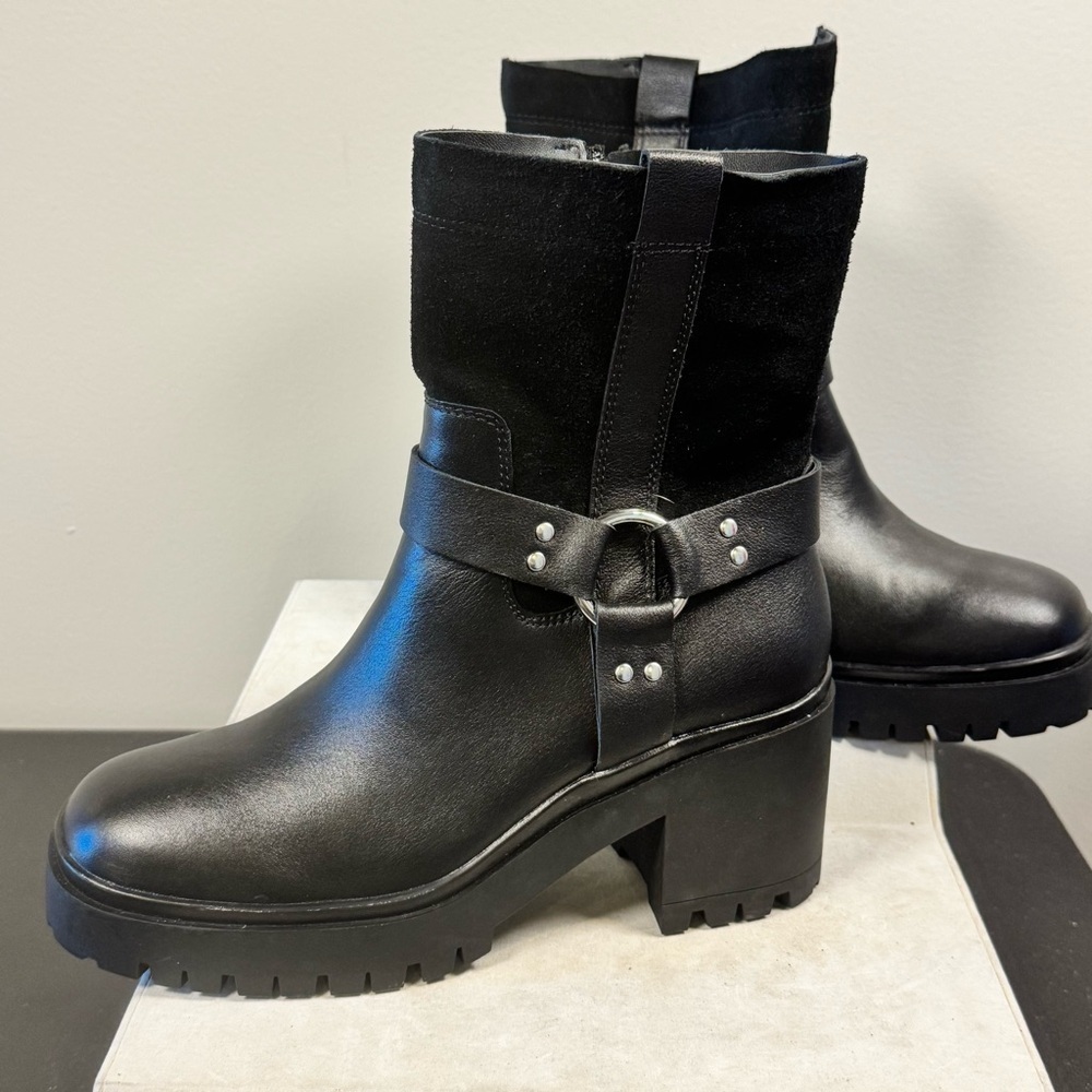 Blondo Women's Rebel Waterproof Ankle Boot, size 9, NWT , Leather - Picture 3 of 13
